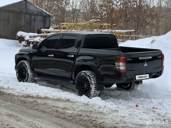 Mitsubishi L200 2.4 МТ, 2019, 190 000 км