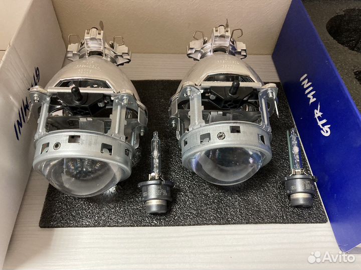 Биксеноновые линзы Hella 3R с ксеноновыми лампами