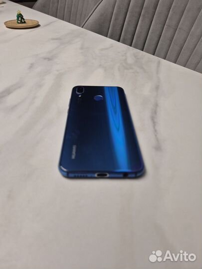 HUAWEI P20 Lite, 4/64 ГБ