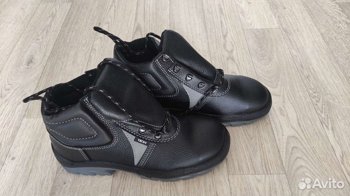 Ботинки специальные рабочие