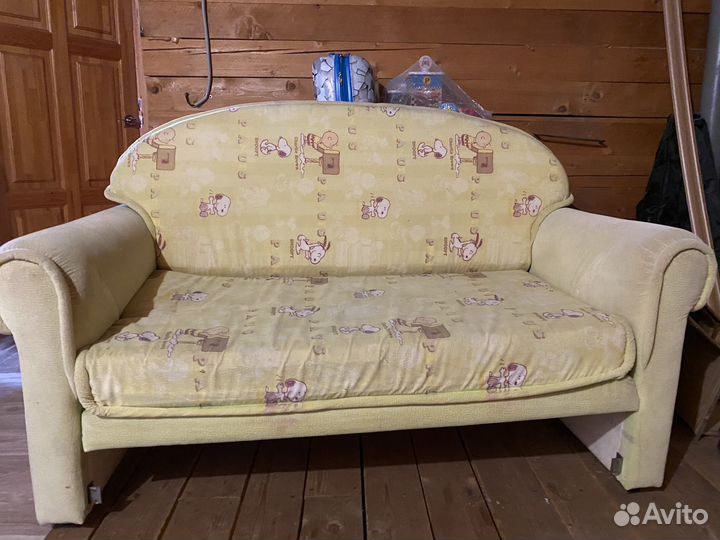 Диван