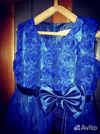 Платье нарядное