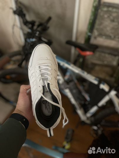 Кроссовки мужские