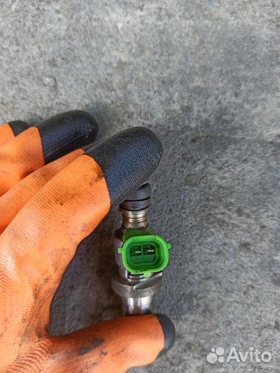 Комплект форсунок на двигатель 1az-fse 2az-fse toy