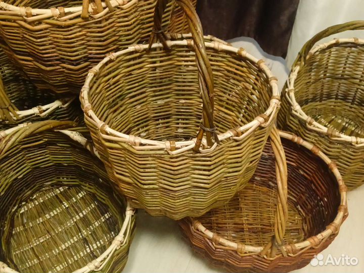 Корзина плетеная для грибов и ягод