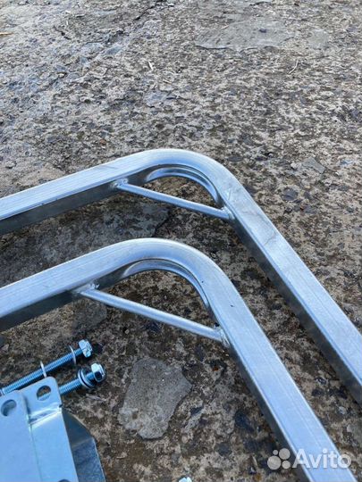 Направляющие ворота для лодочного прицепа