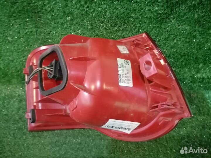 Фонарь (стоп сигнал) правый 3C9945096С Volkswagen