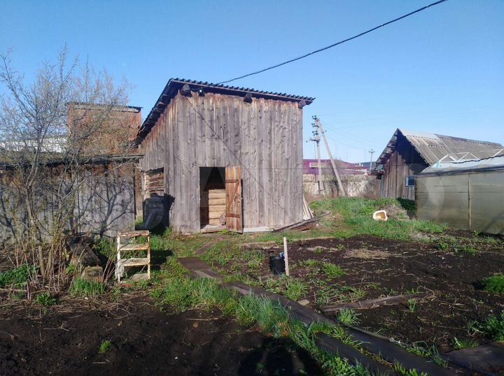 Дом 32,9 м² на участке 6 сот.