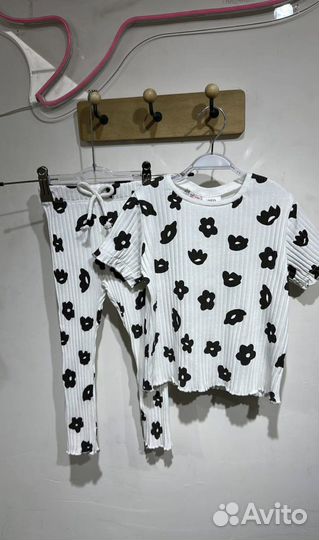 Костюм на девочку р. 98-116