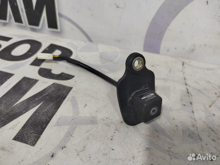 Камера заднего вида Subaru Legasy BM до рест