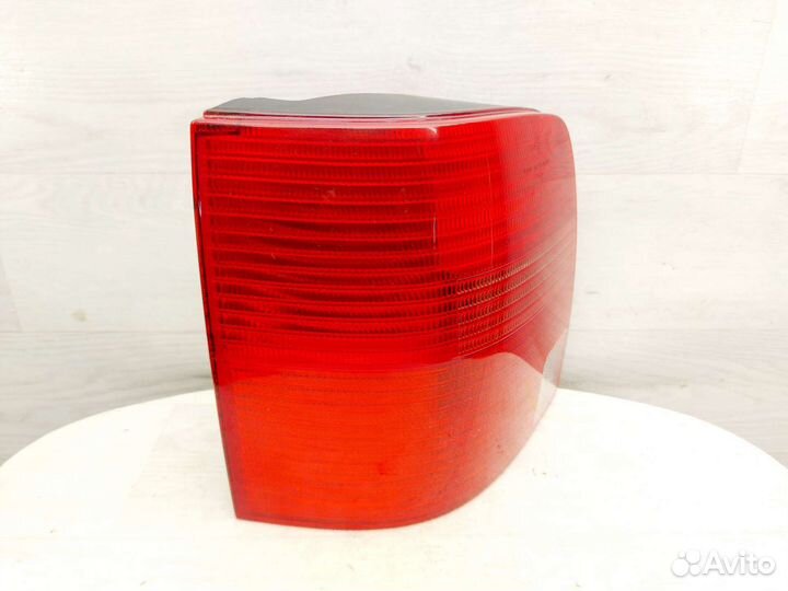Фонарь задний левый Volkswagen Passat B5.1996-2001