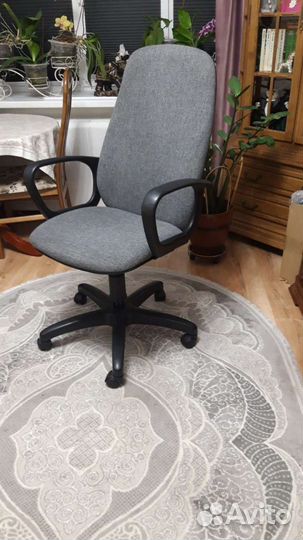 Компьютерное кресло бу