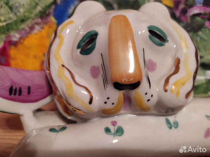 Фарфоровая статуэтка СССР фруктовый лев