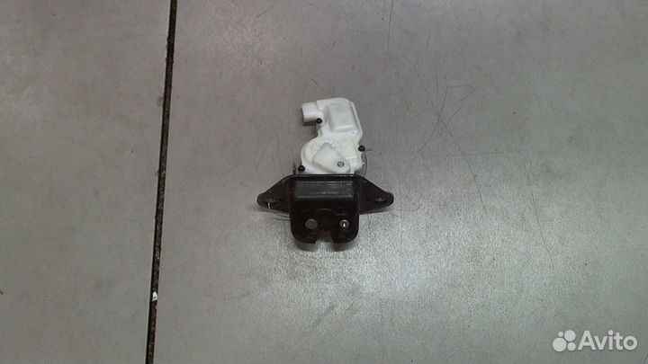 Замок багажника Acura MDX, 2009