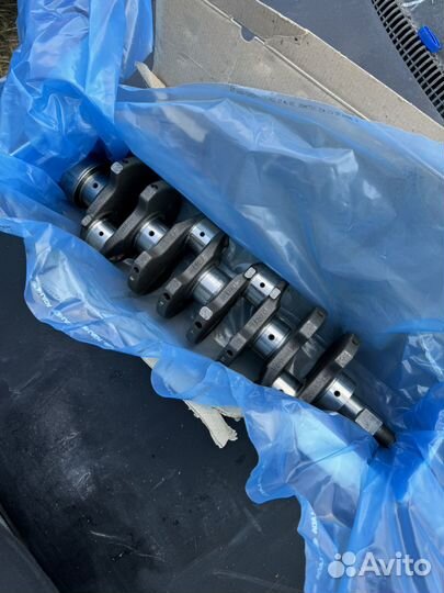 Коленчатый вал 21213