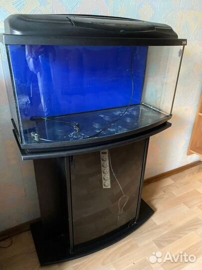 Аквариум с тумбой