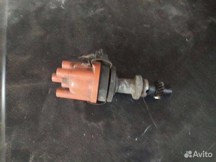 Распределитель Трамблер Фольксваген Пассат