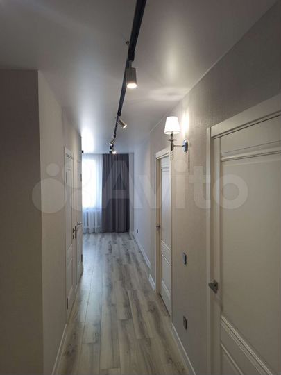 2-к. квартира, 60,2 м², 13/16 эт.