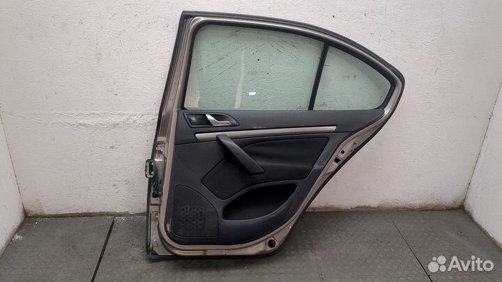 Дверь правая задняя Skoda Octavia (A5), 2008