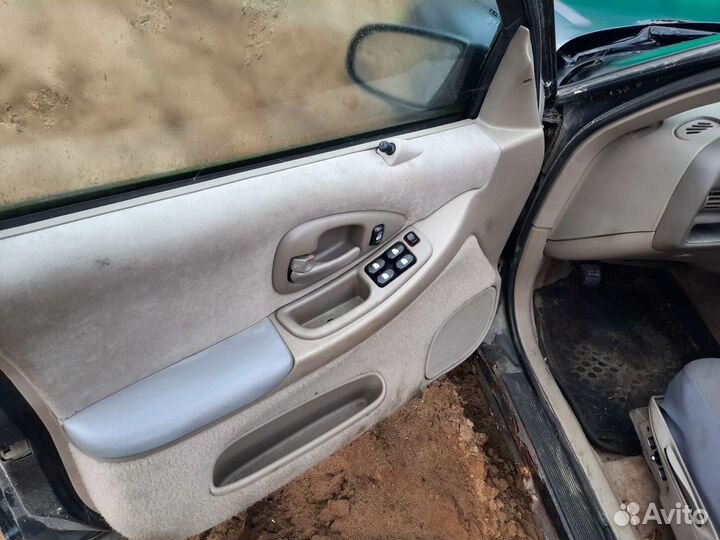 Двери Chevrolet lyumina 1994 г