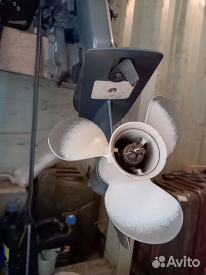 Продам лодку с мотором