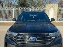 Ford Explorer 2.3 AT, 2019, 59 000 км, с пробегом, цена 2 999 999 руб.