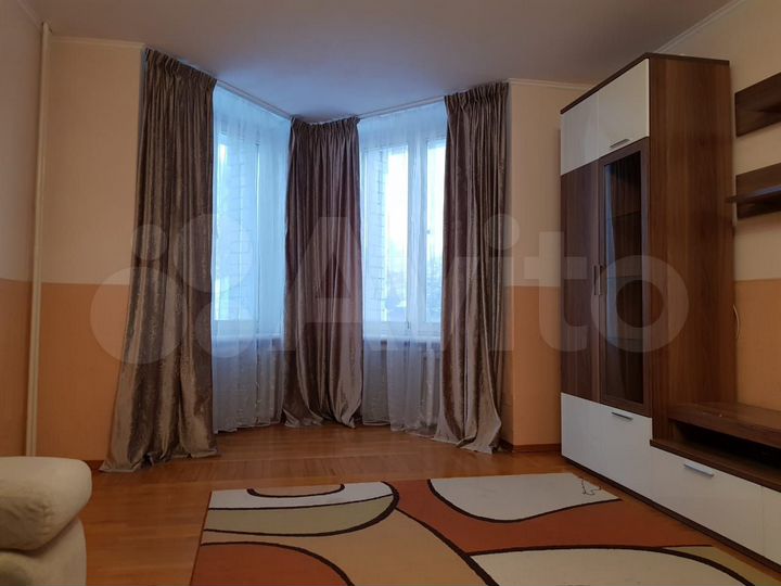 3-к. квартира, 91 м², 3/5 эт.