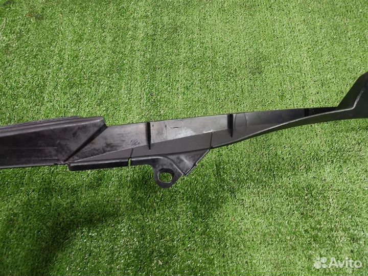 Пыльник крыла переднего левого Honda Civic 5D (FN