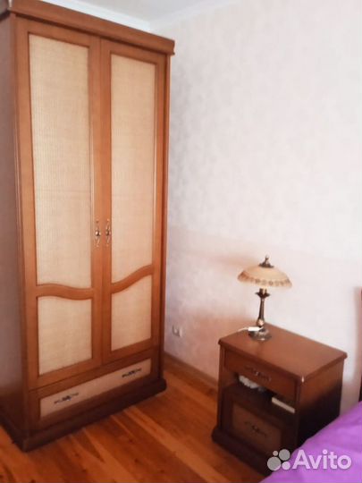 Продам спальный гарнитур