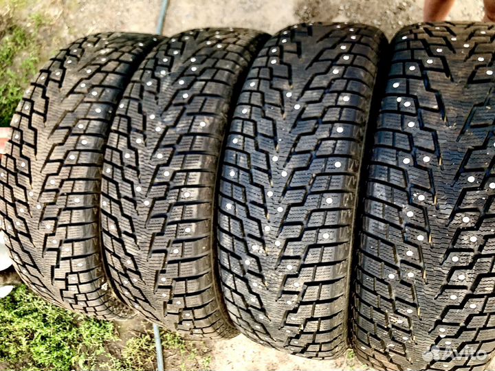 Rotalla Ice-Plus SR1 215/60 R17