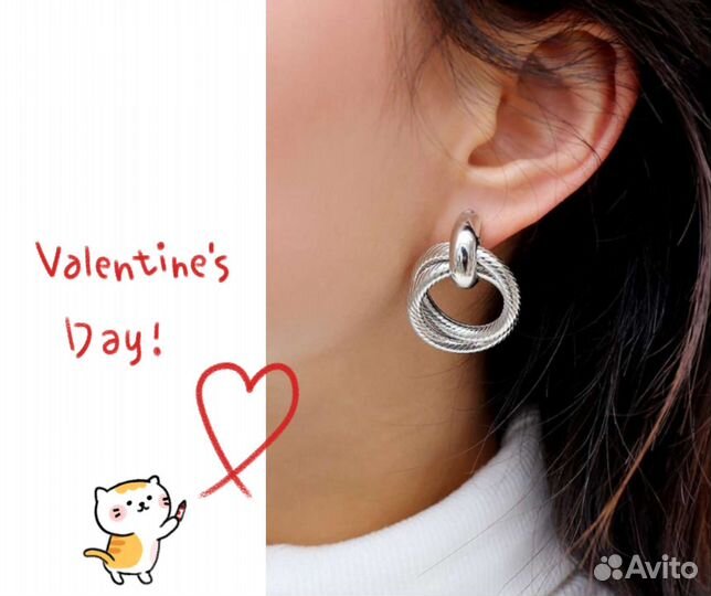 Стильные серьги