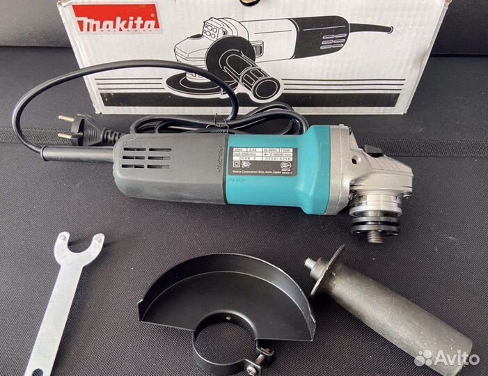 Ушм Болгарка Makita 125 mm. С регулировкой оборото