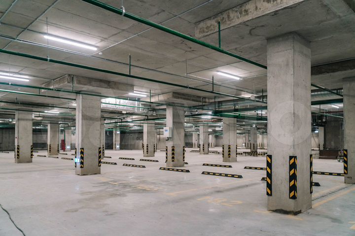 Машиноместо, 13 м²