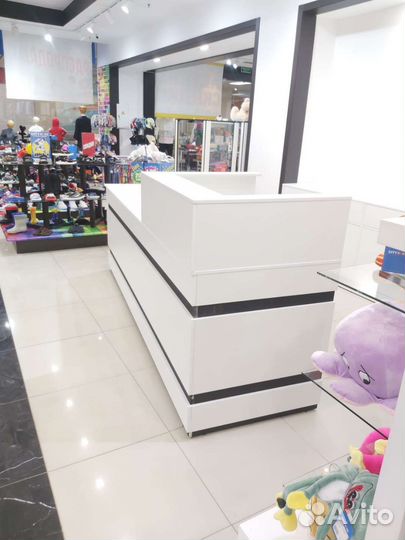 Кассовый стол-прилавок, новый