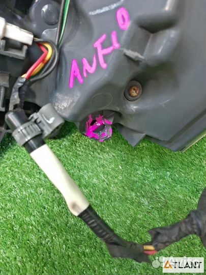 Фонарь задний левый lexus HS250H