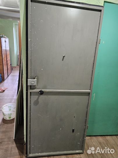 Дверь входная металлическая