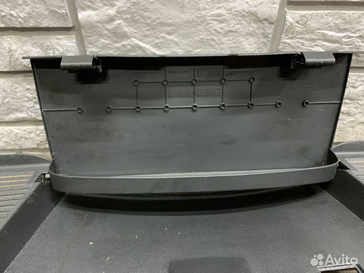 Opel Astra J GTC Обшивка багажника на панель