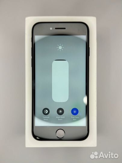 iPhone SE (2020), 256 ГБ