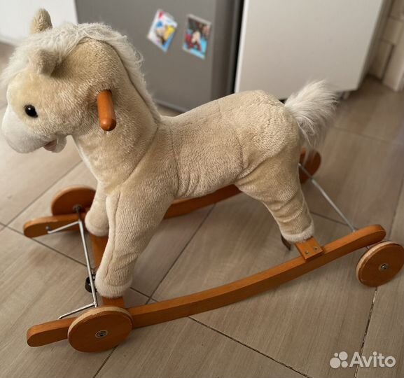 Качалка лошадь