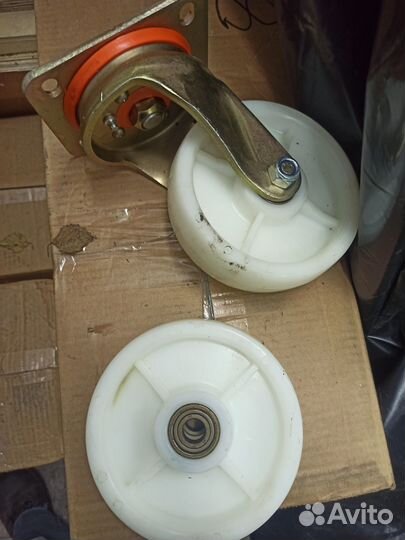 Колёса нейлоновые и чугунные