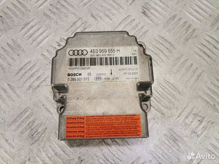 Подушка безопасности Audi A8 D3/4E рест. 2007