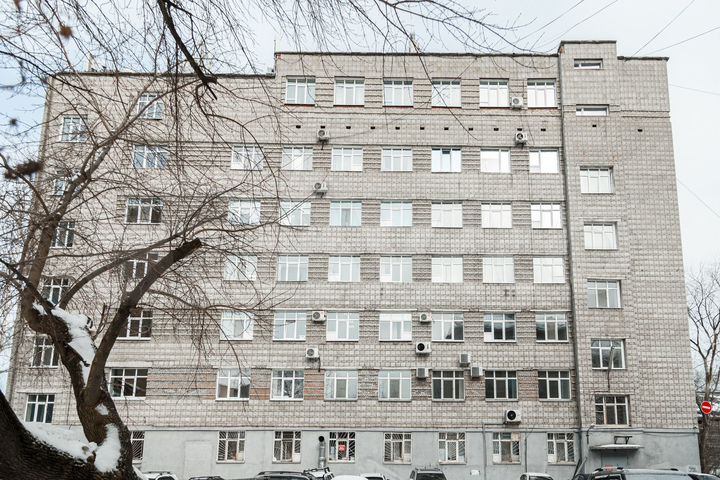 Здание, 4098 м²