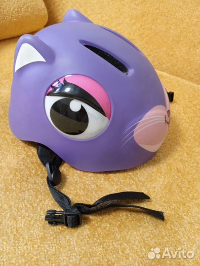 Защита для роликов и шлем с кошкой