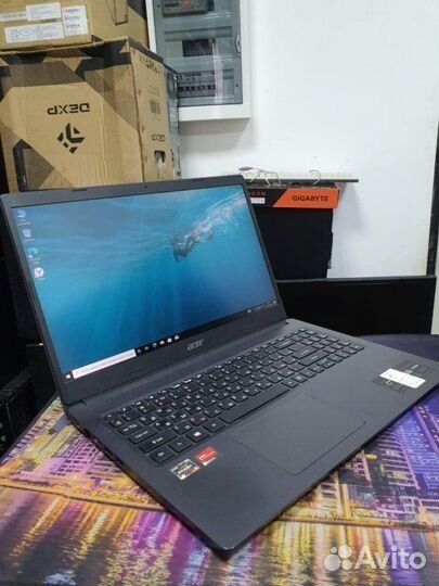 Свежий Acer Ryzen 3250U 8gb ssd256gb video 2gb