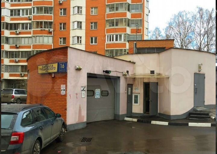 Машиноместо, 18 м²