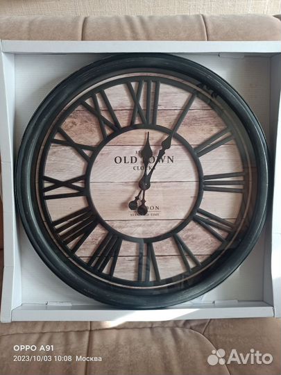 Часы новые