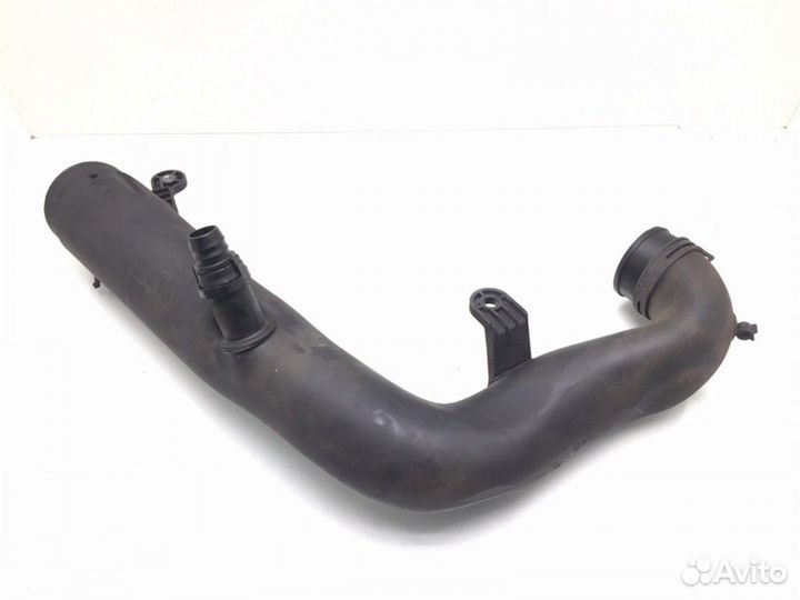 Патрубок турбины Volkswagen Passat B6 2.0 TDI 2005