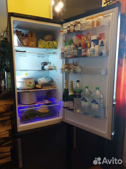 Холодильник Beko rcnk 356E21