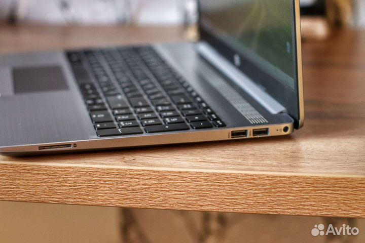 Новый - HP G8 255 - Ryzen 5300u - 8/512