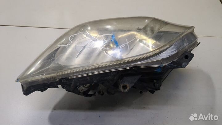 Фара (передняя) Toyota Avensis 2, 2008